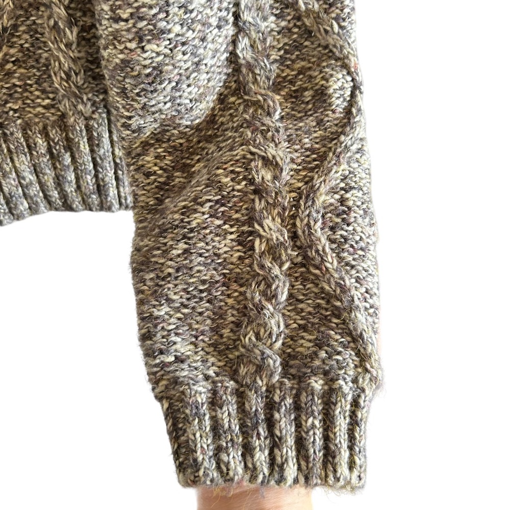 Simon's Cable Knit Medium Tweed Crewneck Sweater - Picture 5 of 8
